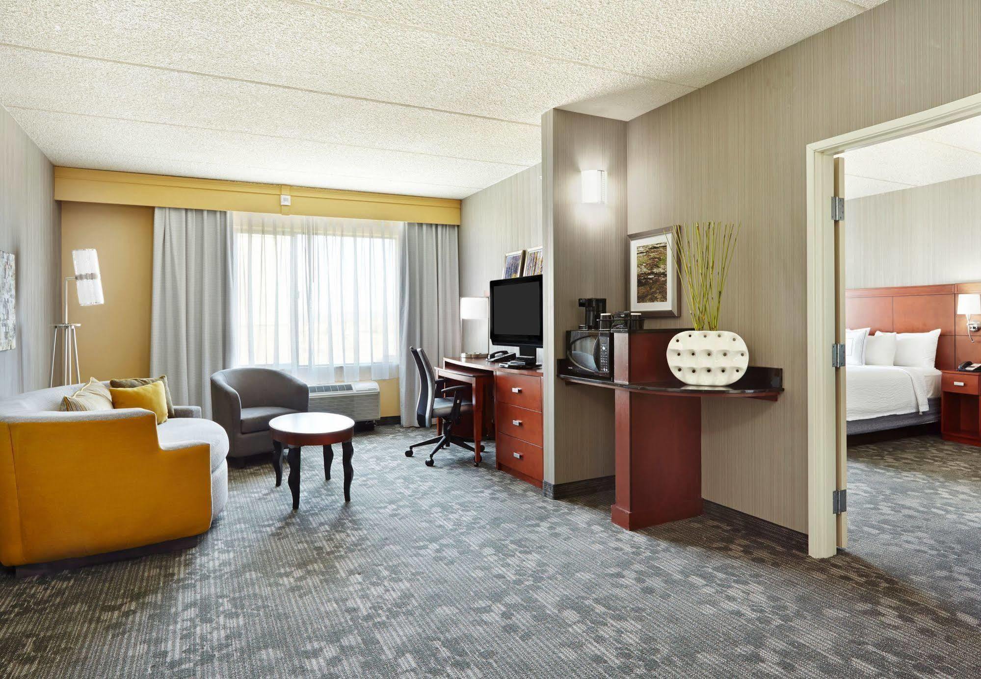 Courtyard Phoenix North / Happy Valley Экстерьер фото